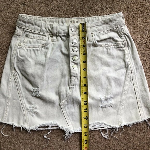 Free People, We The Free White Denim Mini Skirt, Size 27, Pockets, Cotton - Picture 6 of 10